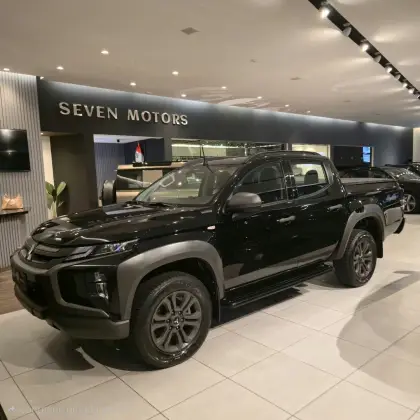 MITSUBISHI L200 TRITON 2.4 16V TURBO DIESEL OUTDOOR GLS CD 4X4 AUTOMÁTICO
