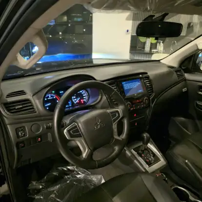 MITSUBISHI-L200 TRITON-2024