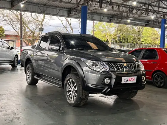 MITSUBISHI L200 TRITON 2.4 16V TURBO DIESEL OUTDOOR HPE-S CD 4X4 AUTOMÁTICO