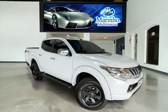 MITSUBISHI L200 TRITON 2.4 16V TURBO DIESEL SPORT HPE CD 4P 4X4 AUTOMÁTICO