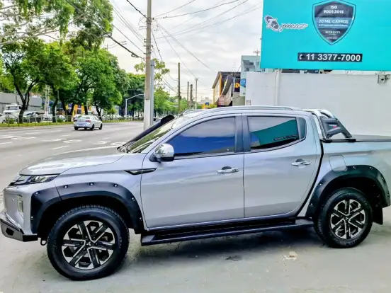 MITSUBISHI-L200 TRITON-2.4 16V TURBO DIESEL SPORT HPE-S CD 4P 4X4 AUTOMÁTICO MITSUBISHI-L200 TRITON-2022