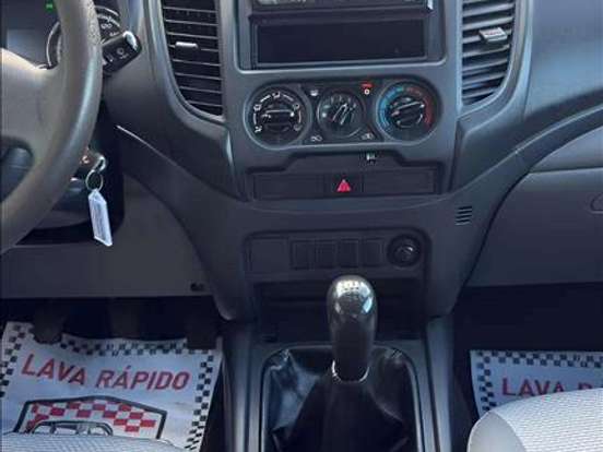 MITSUBISHI-L200 TRITON-2.4 16V TURBO DIESEL SPORT GLS CD 4P 4X4 AUTOMÁTICO MITSUBISHI-L200 TRITON-2023
