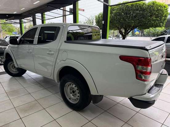 MITSUBISHI-L200 TRITON-2.4 16V TURBO DIESEL SPORT GLS CD 4P 4X4 AUTOMÁTICO MITSUBISHI-L200 TRITON-2022