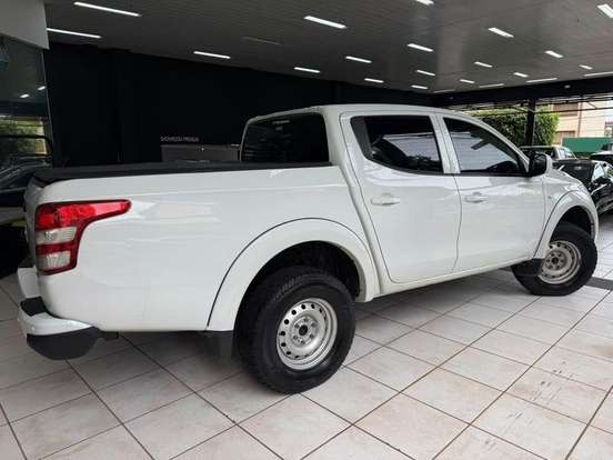 MITSUBISHI-L200 TRITON-2.4 16V TURBO DIESEL SPORT GLS CD 4P 4X4 AUTOMÁTICO MITSUBISHI-L200 TRITON-2022