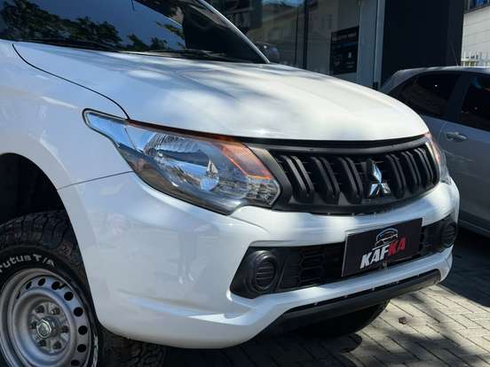 MITSUBISHI-L200 TRITON-2019