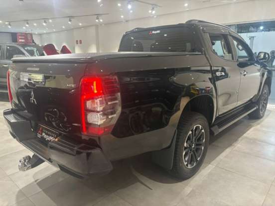 MITSUBISHI-L200 TRITON-2.4 16V TURBO DIESEL SPORT HPE CD 4P 4X4 AUTOMÁTICO MITSUBISHI-L200 TRITON-2023