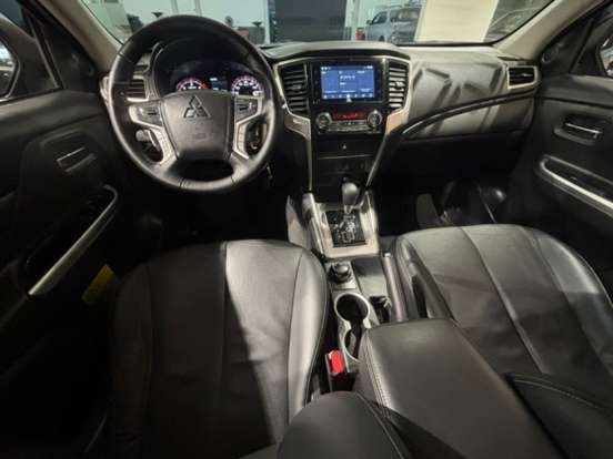 MITSUBISHI-L200 TRITON-2.4 16V TURBO DIESEL SPORT HPE CD 4P 4X4 AUTOMÁTICO MITSUBISHI-L200 TRITON-2023