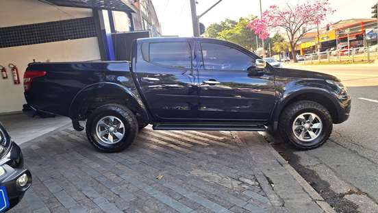 MITSUBISHI-L200 TRITON-2018