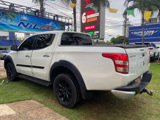 MITSUBISHI-L200 TRITON-2.4 16V TURBO DIESEL SPORT HPE-S CD 4P 4X4 AUTOMÁTICO MITSUBISHI-L200 TRITON-2020
