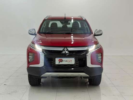 MITSUBISHI-L200 TRITON-2.4 16V TURBO DIESEL SPORT HPE-S CD 4P 4X4 AUTOMÁTICO MITSUBISHI-L200 TRITON-2024