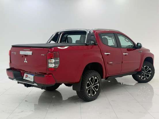 MITSUBISHI-L200 TRITON-2.4 16V TURBO DIESEL SPORT HPE-S CD 4P 4X4 AUTOMÁTICO MITSUBISHI-L200 TRITON-2024