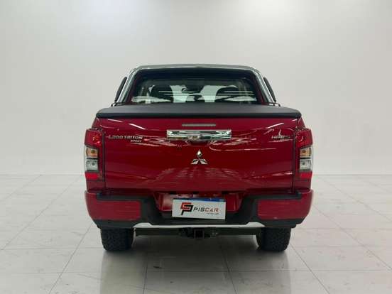 MITSUBISHI-L200 TRITON-2.4 16V TURBO DIESEL SPORT HPE-S CD 4P 4X4 AUTOMÁTICO MITSUBISHI-L200 TRITON-2024