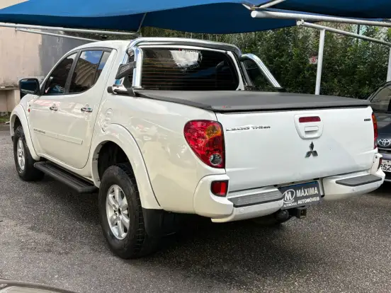 MITSUBISHI-L200 TRITON-3.2 HPE 4X4 CD 16V TURBO INTERCOOLER DIESEL 4P AUTOMÁTICO MITSUBISHI-L200 TRITON-2012