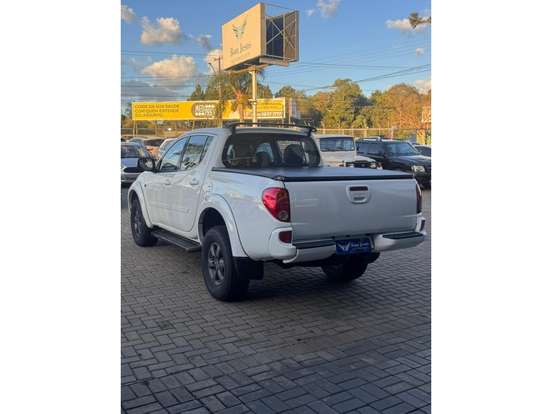 MITSUBISHI-L200 TRITON-2016