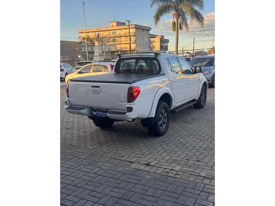 MITSUBISHI-L200 TRITON-2016