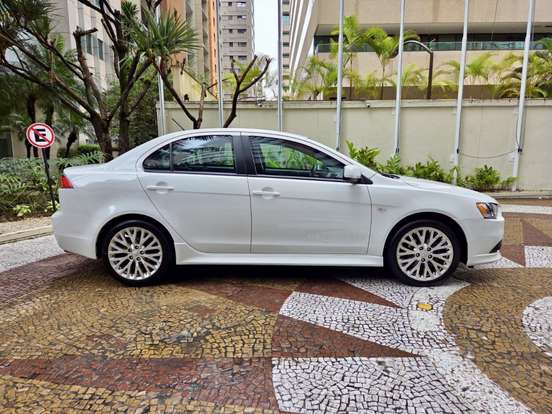 MITSUBISHI-LANCER-2.0 CVT 16V GASOLINA 4P AUTOMÁTICO MITSUBISHI-LANCER-2015