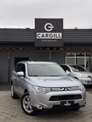 MITSUBISHI-OUTLANDER-2.0 16V GASOLINA 4P AUTOMÁTICO MITSUBISHI-OUTLANDER-2014