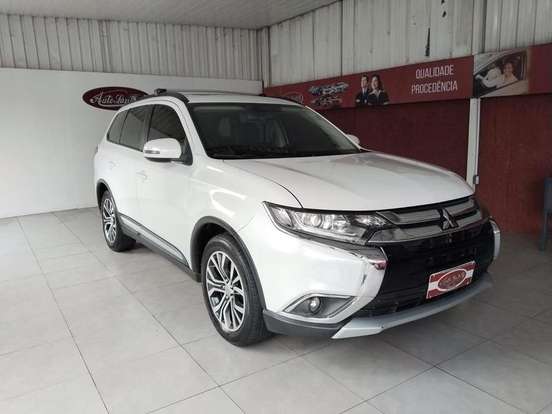 MITSUBISHI-OUTLANDER-2.0 16V GASOLINA 4P AUTOMÁTICO MITSUBISHI-OUTLANDER-2015