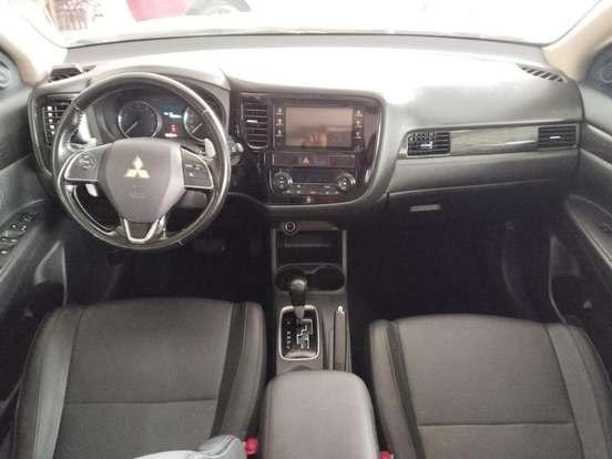 MITSUBISHI-OUTLANDER-2.0 16V GASOLINA 4P AUTOMÁTICO MITSUBISHI-OUTLANDER-2015