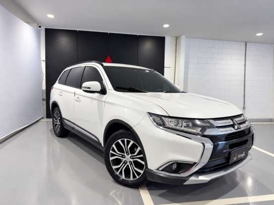 MITSUBISHI-OUTLANDER-2.0 16V GASOLINA 4P AUTOMÁTICO MITSUBISHI-OUTLANDER-2015