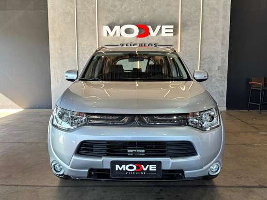 MITSUBISHI-OUTLANDER-2.0 16V GASOLINA 4P AUTOMÁTICO MITSUBISHI-OUTLANDER-2013