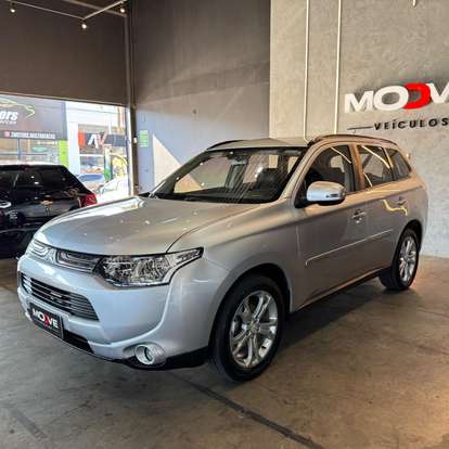 MITSUBISHI-OUTLANDER-2013