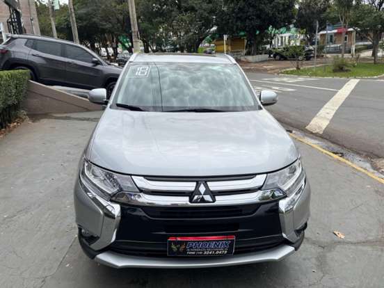 MITSUBISHI-OUTLANDER-2.0 16V GASOLINA 4P AUTOMÁTICO MITSUBISHI-OUTLANDER-2015
