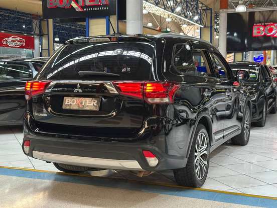 MITSUBISHI-OUTLANDER-2.0 16V GASOLINA 4P AUTOMÁTICO MITSUBISHI-OUTLANDER-2016