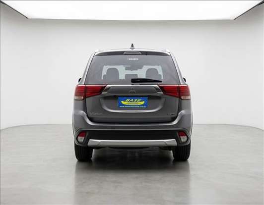 MITSUBISHI-OUTLANDER-2.2 4X4 16V DIESEL 4P AUTOMÁTICO MITSUBISHI-OUTLANDER-2017