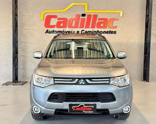 MITSUBISHI-OUTLANDER-2014