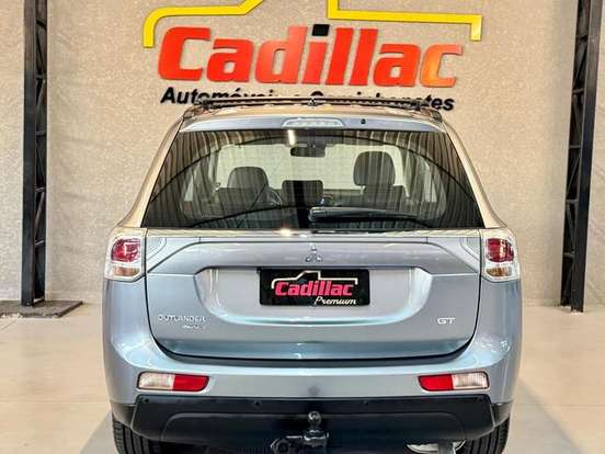 MITSUBISHI-OUTLANDER-3.0 GT 4X4 V6 24V GASOLINA 4P AUTOMÁTICO MITSUBISHI-OUTLANDER-2014
