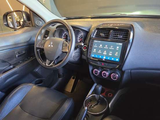 MITSUBISHI-OUTLANDER SPORT-2.0 MIVEC FLEX HPE AWD AUTOMÁTICO MITSUBISHI-OUTLANDER SPORT-2021
