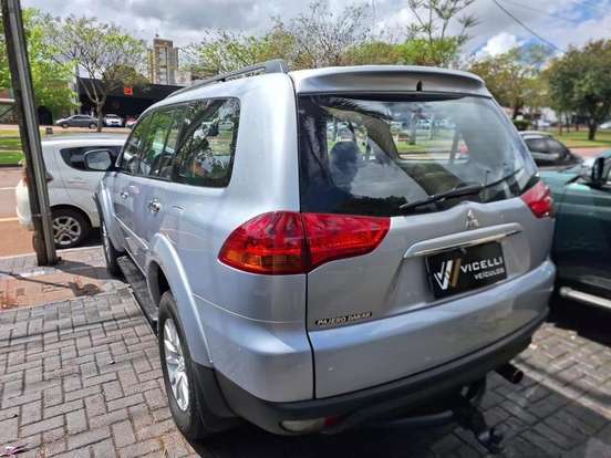 MITSUBISHI-PAJERO DAKAR-2010