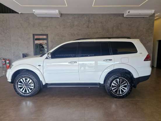 MITSUBISHI-PAJERO DAKAR-2014