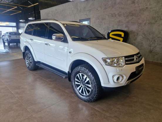 MITSUBISHI-PAJERO DAKAR-2014