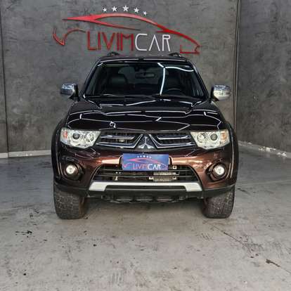 MITSUBISHI-PAJERO DAKAR-3.5 HPE 7 LUGARES 4X4 V6 24V FLEX 4P AUTOMÁTICO MITSUBISHI-PAJERO DAKAR-2014