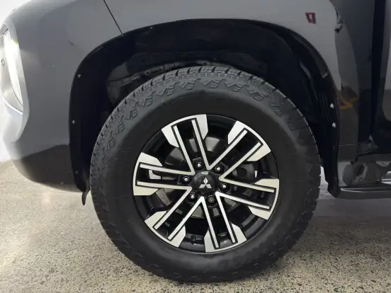 MITSUBISHI-PAJERO SPORT-2.4 16V MIVEC TURBO DIESEL HPE-S AWD AUTOMÁTICO MITSUBISHI-PAJERO SPORT-2020