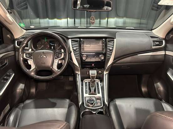 MITSUBISHI-PAJERO SPORT-2019