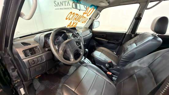 MITSUBISHI-PAJERO TR4-2004