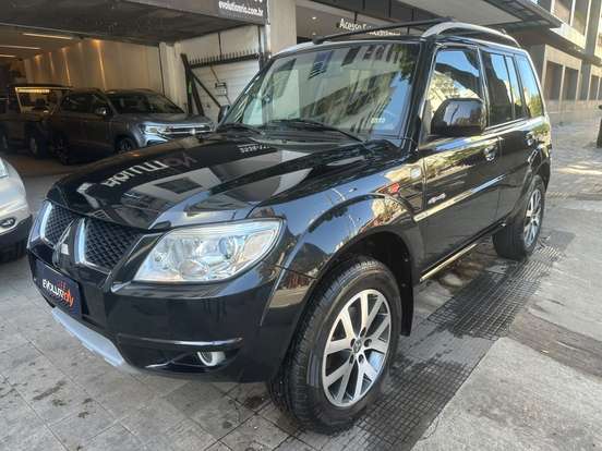 MITSUBISHI-PAJERO TR4-2014