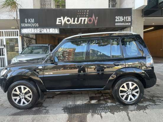 MITSUBISHI-PAJERO TR4-2.0 4X4 16V 140CV FLEX 4P AUTOMÁTICO MITSUBISHI-PAJERO TR4-2014