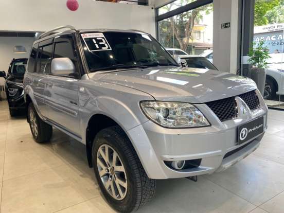 MITSUBISHI-PAJERO TR4-2012