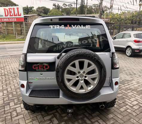 MITSUBISHI-PAJERO TR4-2010