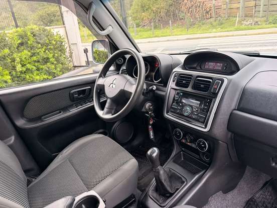 MITSUBISHI-PAJERO TR4-2.0 4X4 16V FLEX 4P MANUAL MITSUBISHI-PAJERO TR4-2010