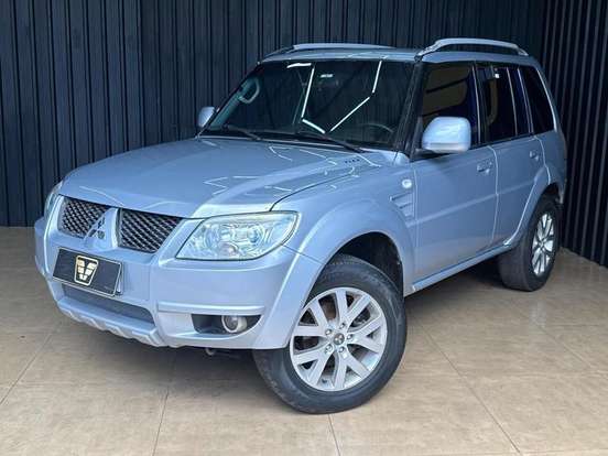 MITSUBISHI-PAJERO TR4-2.0 4X4 16V FLEX 4P MANUAL MITSUBISHI-PAJERO TR4-2010