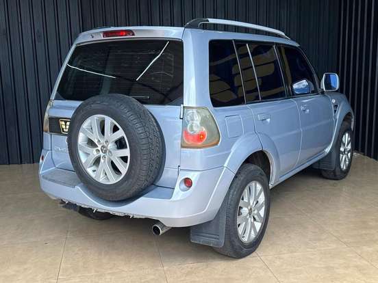 MITSUBISHI-PAJERO TR4-2.0 4X4 16V FLEX 4P MANUAL MITSUBISHI-PAJERO TR4-2010