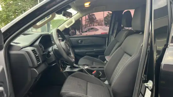 MITSUBISHI-TRITON-2025