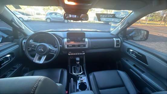 MITSUBISHI-TRITON-2.4 BITURBO DIESEL CD HPE-S 4X4 AUTOMÁTICO MITSUBISHI-TRITON-2025