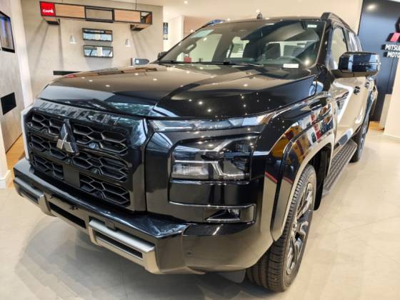 MITSUBISHI TRITON 2.4 BITURBO DIESEL CD KATANA 4X4 AUTOMÁTICO