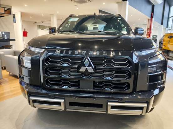 MITSUBISHI-TRITON-2.4 BITURBO DIESEL CD KATANA 4X4 AUTOMÁTICO MITSUBISHI-TRITON-2026